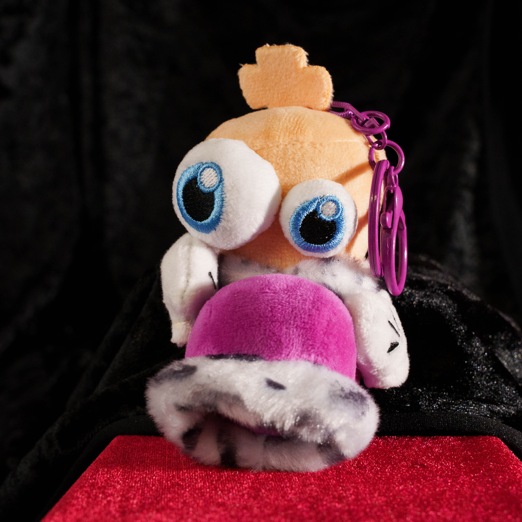 Kinger & Queenie Magnetic Plush Keychains